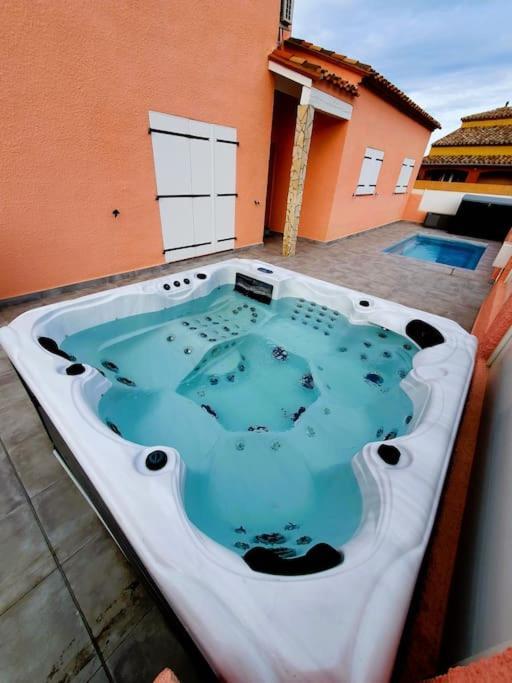 Villa H2O - Jacuzzi & Piscine Chauffee Le Barcarès Exteriör bild